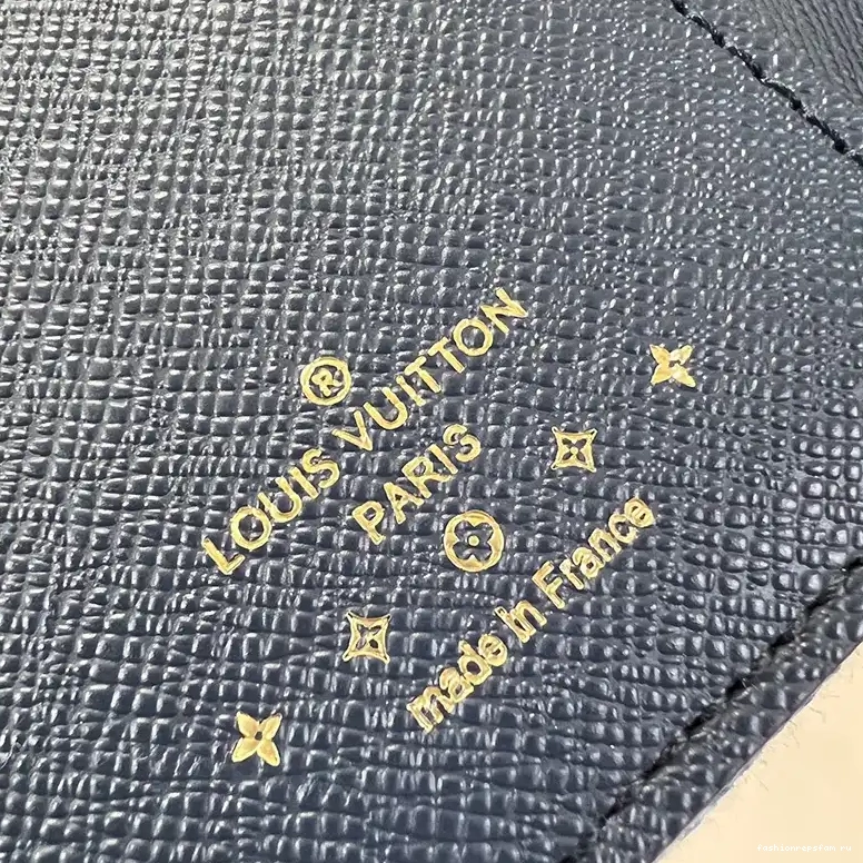 Fashionrepsfam ru Bags LV 2401YA0061 0811